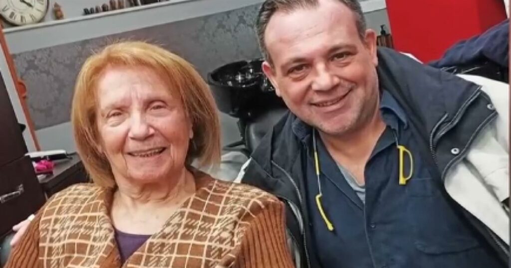 Μέλπω Ζαρόκωστα: «Μια ενοχή που έχω είναι ότι δεν την πήγα νωρίτερα στο γηροκομείο» λέει ο γιος της