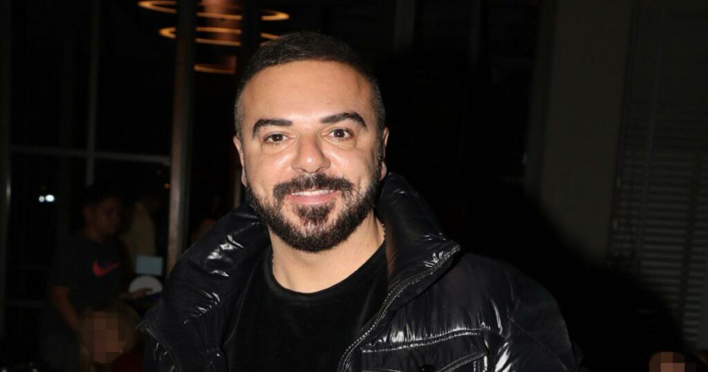 Στο νοσοκομείο ο Τριαντάφυλλος: Αναβλήθηκαν οι εμφανίσεις του