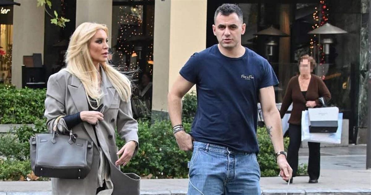 Kατερίνα Καινούργιου και Παναγιώτης Κουτσουμπής πήγαν στην Αίγινα για να προσκυνήσουν στον Άγιο Νεκτάριο