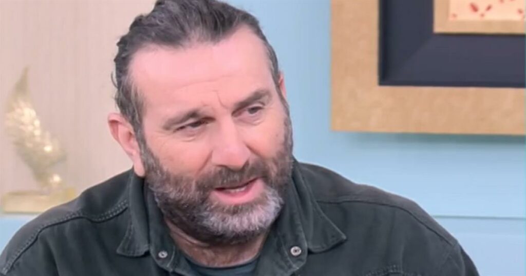 Ηλίας Βαλάσης: Η μεταφυσική στιγμή που έζησε παιδί – «Αν δεν υπήρχε αυτό το θαύμα, αυτή τη στιγμή δεν θα ζούσα»