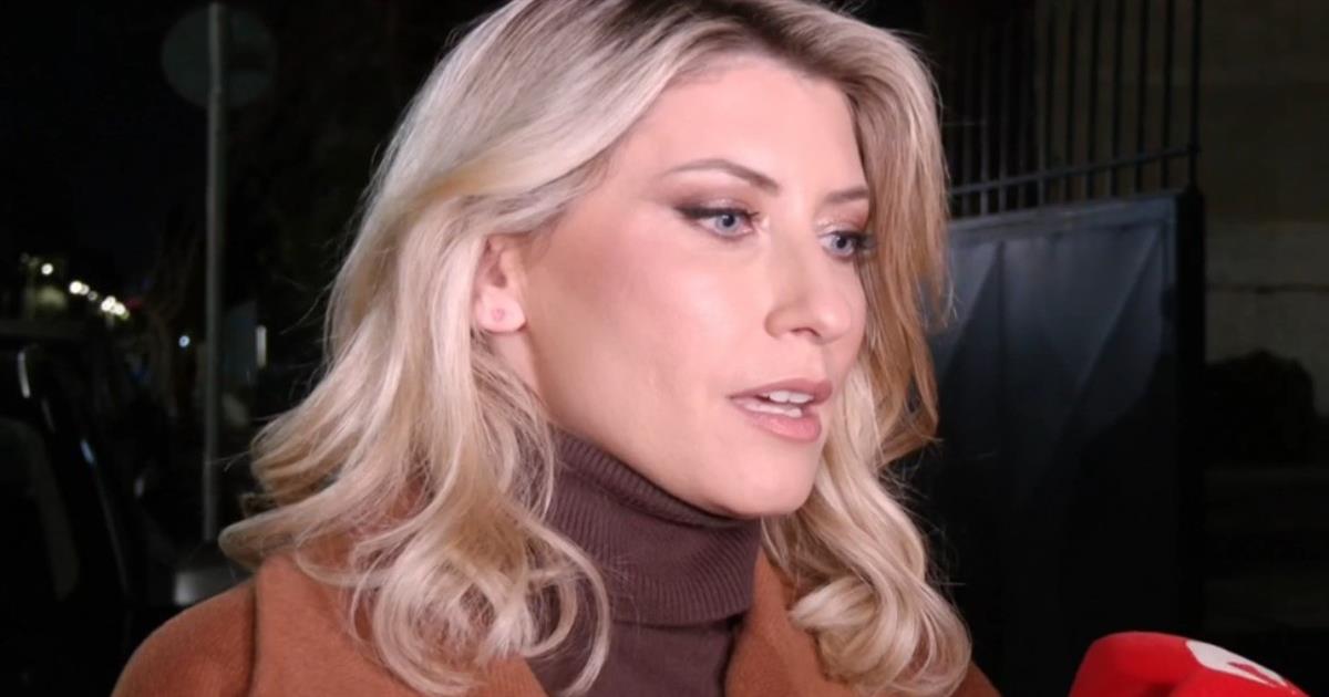 Κοσιώνη μετά την επιστροφή της στον ΣΚΑΪ – «Οι πρώτες ημέρες ήταν δύσκολες! Δεν μπορούσα να σηκωθώ»
