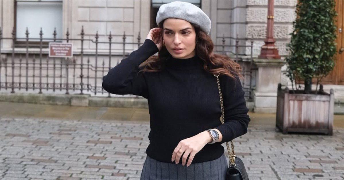 Η διαχρονική αξία της δαντέλας: Το fashion twist της Τόνιας Σωτηροπούλου