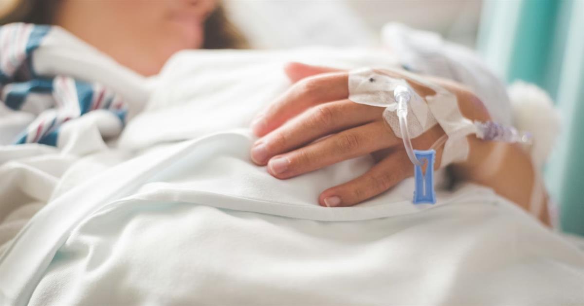 Δύο αδελφές με μηνιγγιτιδόκοκκο στην Κρήτη: Σε κρίσιμη κατάσταση μία 26χρονη – Ποια τα συμπτώματα της νόσου