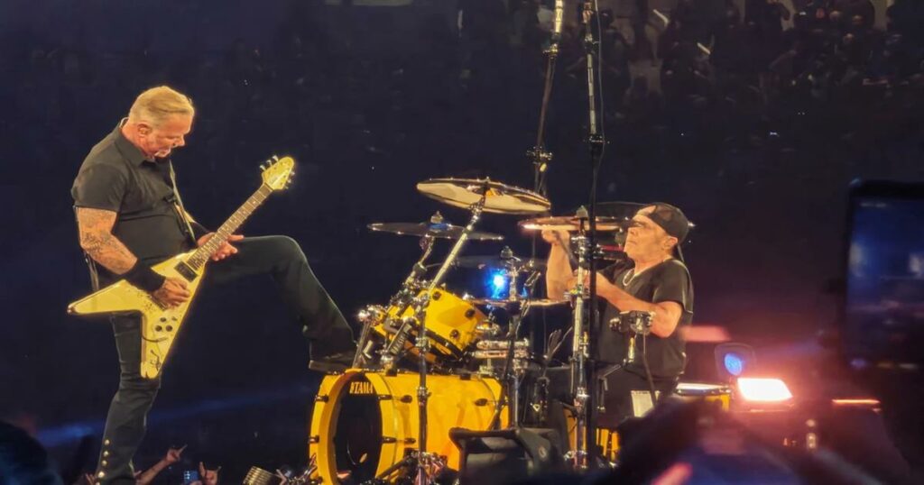 Μέταλ… συρτάκι από τους Metallica και το ΟΑΚΑ χορεύει στους ρυθμούς τους