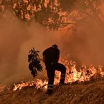 Φωτιά τώρα στιςΝεραντζιές, εστάλη 112 για ετοιμότητα