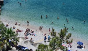 Καιρός: Μαύρα μαντάτα για όσους κανόνισαν διακοπές αuτό το 10ήμερο του Αύγουστου -Που θα έχει καύσωνα και που θα βρέχει