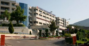 ΝΕΑ ΤΡΑΓΩΔΙΑ ΣΤΗΝ ΛΑΜΙΑ: ΝΕΚΡΟΣ 17ΧΡΟΝΟΣ ΜΕΣΑ ΣΕ ΜΙΑ ΣΤΙΓΜΗ – ΗΤΑΝ ΣΤΗΝ ΠΛΑΤΕΙΑ ΜΕ ΤΟΥΣ ΦΙΛΟΥΣ ΤΟΥ ΚΑΙ ΞΑΦΝΙΚΑ ΚΑΤΕΡΡΕΥΣΕ