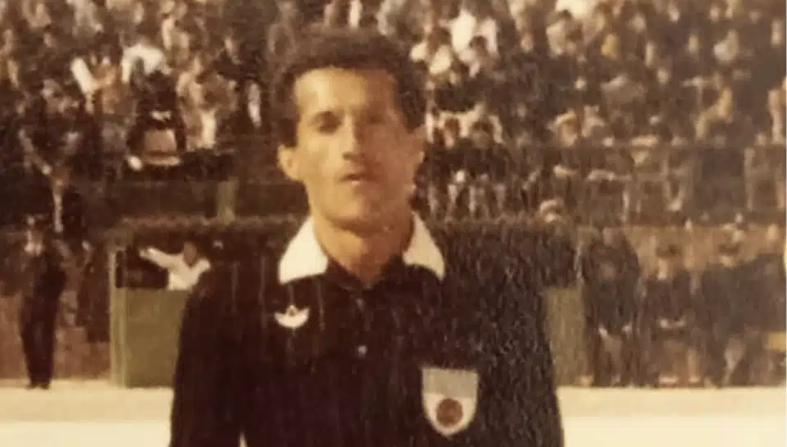 ΘΡΗΝΟΣ ΤΩΡΑ: ΝΕΚΡΟΣ Ο ΚΩΣΤΑΣ ΜΠΟΥΣΙΑΣ