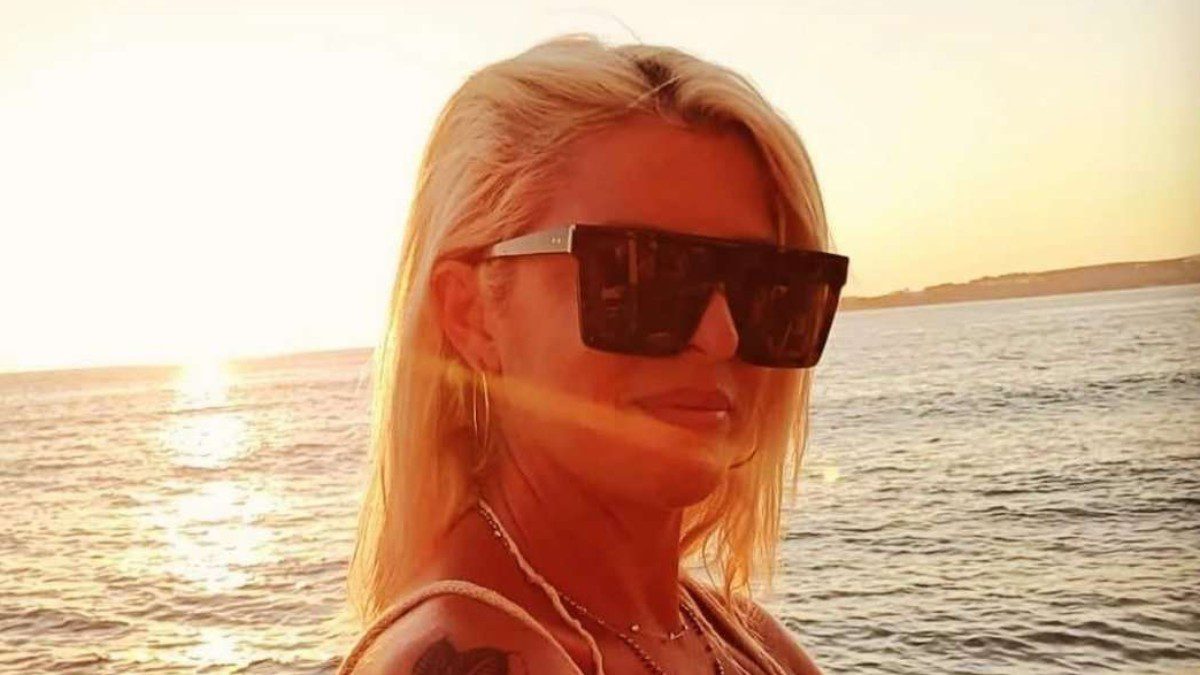 Πάγωσαν όλοι στη Σύρο μόλις αποκαλύφθηκε ποια ήταν η 42χρονη Ευαγγελία – Το παρελθόν της συγκλονίζει