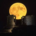 «Φεγγάρι του Ελαφιού»: Πότε και πώς θα δείτε την Πανσέληνο του Ιουλίου – Ποια είναι η κατάλληλη ώρα να κοιτάξετε ψηλά