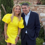 Μετά τη δύσκολη μάχη, ξανά μαζί: Η πρώτη, υπερκομψη εμφάνιση του Γιώργου Μυλωνάκη με τη Τίνα Μεσσαροπούλου