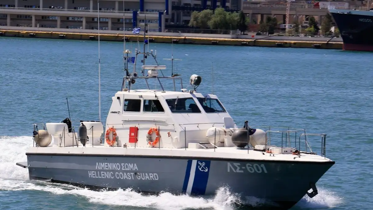 Μόλις έγινε γνωστό: Σορός σε προχωρημένη σήψη ξεβράστηκε στην παραλία – Το σενάριο που προκαλεί ανατριχίλα