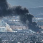 Συναγερμός Τώρα στον Ασπρόπυργο: Ξέσπασε μεγάλη φωτιά σε επιχείρηση – Πυκνοί καπνοί σκέπασαν την περιοχή