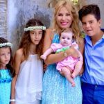 Οι κόρες του… Πανεπιστημίου και ο γιος… ταβερνιάρης: Τι δουλειά κάνει ο Άγγελος Λάτσιος και η Μενεγάκη το κρατά μακριά από τα φώτα της δημοσιότητας