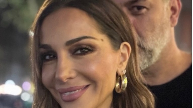 Μπισμπίκης – Βανδή: Οι τέσσερις λέξεις που «έλιωσαν» το διαδίκτυο στα γενέθλιά της