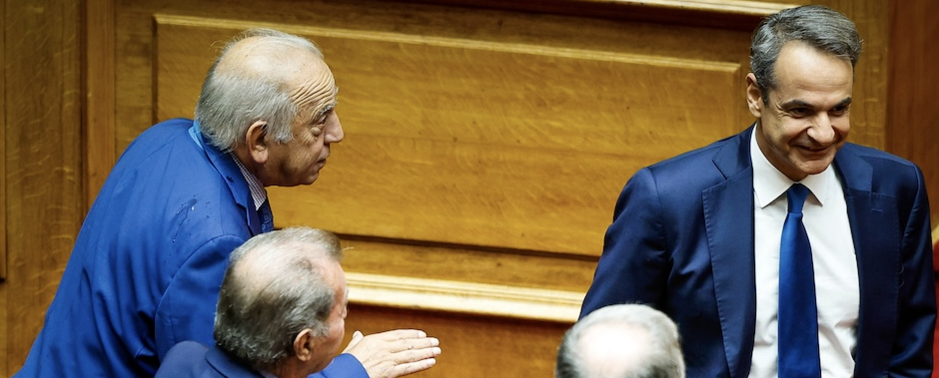 Σοκ στην Νέα Δημοκρατία, Τραγικές ώρες: Εσπευσμένα στο νοσοκομείο, νοσηλεύεται πασίγνωστος Βουλευτής
