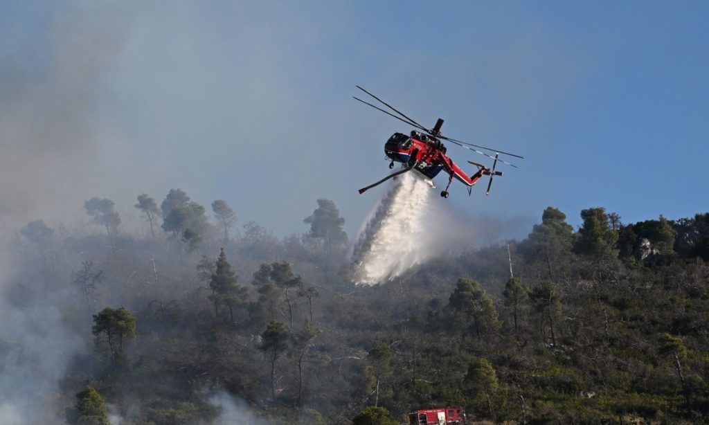 Φωτιά τώρα στην περιοχή Βασιλικά του δήμου Θέρμης – Ήχησε το 112