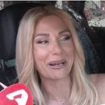 Είπε μόνο 5 λέξεις: “Τσακίζουν Κόκκαλα” τα λόγια του Γιώργου Μυλωνάκη, “Κατέρρευσε” μπροστά στις κάμερες η σύζυγός του, Τίνα Μεσσαροπούλου