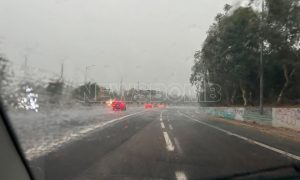 Στο έλεος της κακοκαιρίας η Αττική: Ισχυρή προειδοποίηση για αυτό που έρχεται σε λίγο – Οι περιοχές που θα χτυπήσει έντονα