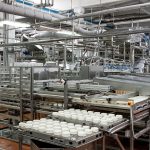 Σάλος για πασίγνωστη ελληνική γαλακτοβιομηχανία: Έβγαλαν τον ορθόδοξο σταυρό από τις εκκλησίες σε διαφημιστικό
