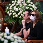 Μαίρη Λίντα: Μόλις μαθεύτηκε γιατί η κόρη της Ευαγγελία φοράει μάσκα και γυαλιά