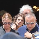 Ξέσπασαν όλοι σε κλάματα μόλις το άκουσαν: Ο συγκινητικός επικήδειος του γιου του Καριέρε και η επιθυμία που δεν πρόλαβε να εκπληρώσει