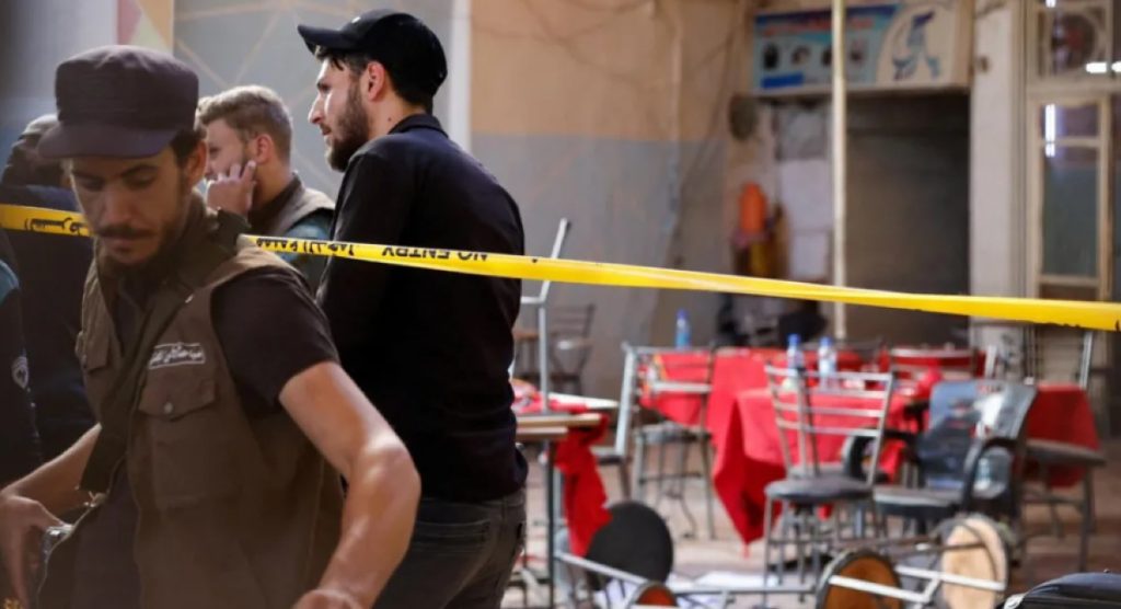 Συρία: Σε εξέλιξη οι έρευνες μετά τη βομβιστική επίθεση σε καφέ με 9 νεκρούς