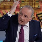 ΕΚΤΑΚΤΗ ΕΙΔΗΣΗ ΓΙΑ ΔΗΜΗΤΡΗ ΚΑΜΠΟΥΡΑΚΗ: ΜΟΛΙΣ ΜΑΘΕΥΤΗΚE ΓΙΑ ΤΟΝ ΔΗΜΟΣΙΟΓΡΑΦΟ