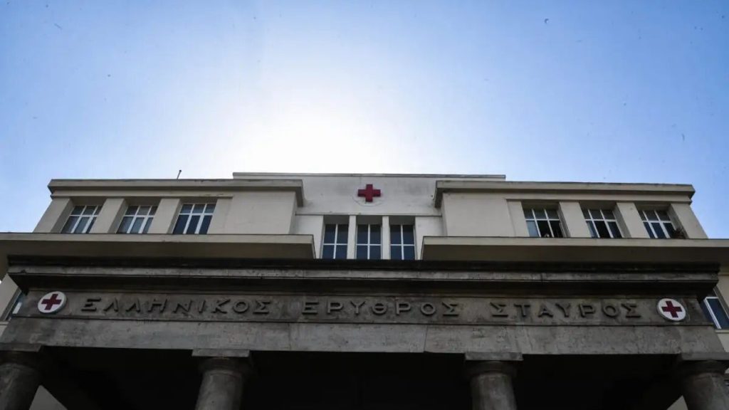 Ανείπωτη τραγωδία στο Χαλάνδρι: Κλινικά νεκρός ο 17χρονος που έπεσε από μπαλκόνι ξενοδοχείου