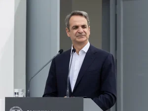 Ο Κυριάκος Μητσοτάκης αποχαιρετά τη Μάρω Κοντού: «Ξεχώρισε με το πλούσιο ταλέντο της και την απαράμιλλη γοητεία της»