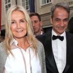 Ο Κυριάκος Μητσοτάκης και η σύζυγός του, Μαρέβα, τράβηξαν τα βλέμματα στην όπερα Κάρμεν σε φεστιβάλ στην Αυστρία