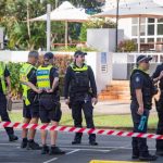Φρίκη: Ξεpvoύσαv μέχρι και οι αστυνομικοί με αυτές τις αποτρόπαιες εικόνες – Μητέρα έκοψε όλο το χέρι του 4χρονου γιου της και το έφαγε
