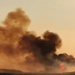 Πύρινη κόλαση: 12 νεκροί από μεγάλη δασική φωτιά – Βρέθηκαν καμένοι στα αυτοκίνητά τους
