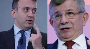 Χαμός με Χατζηβασιλείου και Νταβούτογλου για την Κύπρο – Τι του είπε σε συνέδριο