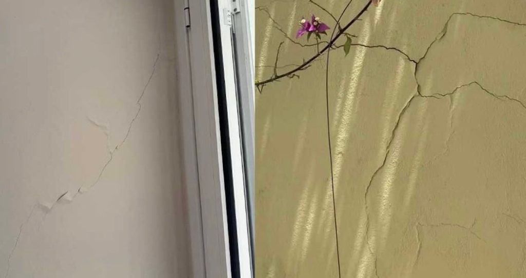  Σοκ σε πασίγνωστη περιοχή της Αθήνας –  Ρωγμές σε πάνω από 15 κτίρια όπου γίνονται έργα για το Μετρό