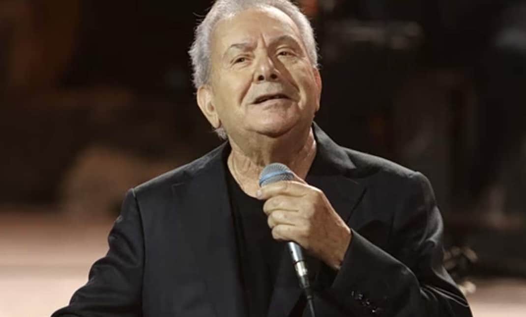 Μητσιάς: «Ο γιος του Χατζηδάκι του απαγόρευσε να τραγουδήσει τον 