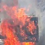 Καβάλα: Αστικό λεωφορείο τυλίχτηκε στις φλόγες μέσα σε προαύλιο νοσοκομείου