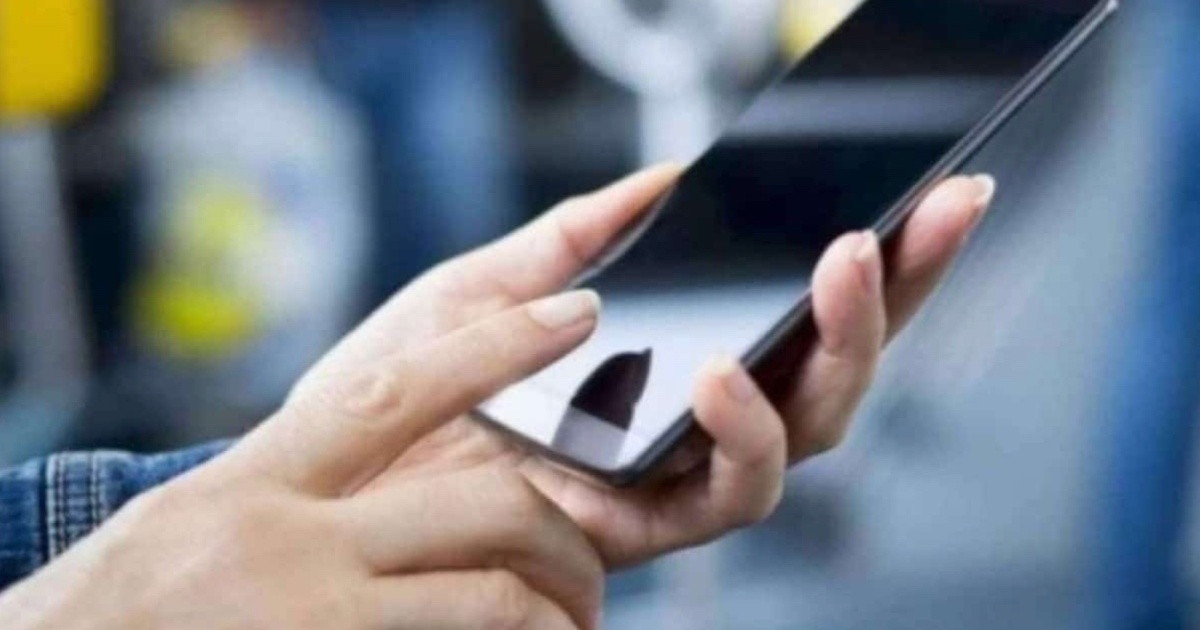 Τηλεφωνική απάτη στο κινητό: Μην απαντήσετε ποτέ σ’ αυτό τον αριθμό – Σας χρεώνει πάνω από 100 ευρώ!