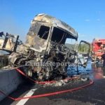 ΕΚΤΑΚΤΟ ΣΟΚΑΡΙΣΤΙΚΟ ΔΥΣΤΥΧΗΜΑ ΣΤΗΝ ΕΘΝΙΚΗ ΟΔΟ: ΣΙΓΟΥΡΑ ΝΕΚΡΟΣ, ΔΙΑΚΟΠΗΚΕ Η ΚΥΚΛΟΦΟΡΙΑ – ΣΟΚΑΡΟΥΝ ΟΙ ΦΩΤΟ ΑΠΟ ΤΗΝ ΤΡΑΓΩΔΙΑ
