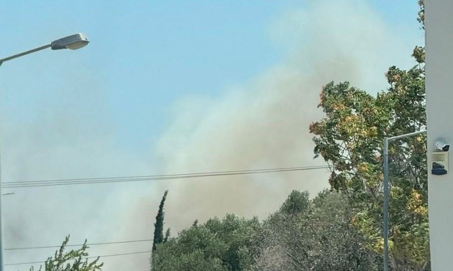 ΕΚΤΑΚΤΟ: Μεγάλη Φωτιά τώρα στην Αττική: Μήνυμα του 112 στους κατοίκους