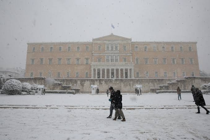 Καιρός: Πότε θα πέσει η θερμοκρασία – Ποια θα είναι η τελευταία μέρα που θα έχουμε ζέστη και μετά θα ξεκινήσει… χειμώνας – Ανάλυση Κολυδά