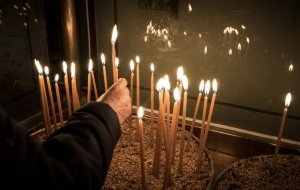 Εορτολόγιο 11 Αυγούστου: Μεγάλη γιορτή της Ορθοδοξίας αύριο – Γιορτάζει ένας από τους πιο θαυματουργούς Αγίους της εκκλησίας μας, ανάψτε ένα κεράκι και πείτε μία προσευχή