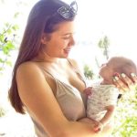 Η Λυδία, η κόρη της Καρολάιν Μεγάλωσε, έγινε μια μικρή κουκλίτσα: Η νέα φωτογραφία που συγκίνησε πολλούς