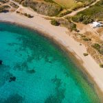 ΤΡΑΓΩΔΙΑ ΜΟΛΙΣ ΤΩΡΑ ΣΤΗΝ ΚΙΜΩΛΟ: ΝΕΚΡΟΣ 17ΧΡΟΝΟΣ ΑΠΟ ΗΛΕΚΤΡΟΠΛΗΞΙΑ ΤΗΝ ΩΡΑ ΠΟΥ ΕΚΑΝΕ ΜΠΑΝΙΟ – ΗΤΑΝ ΓΙΑ ΔΙΑΚΟΠΕΣ ΣΤΟ ΝΗΣΙ