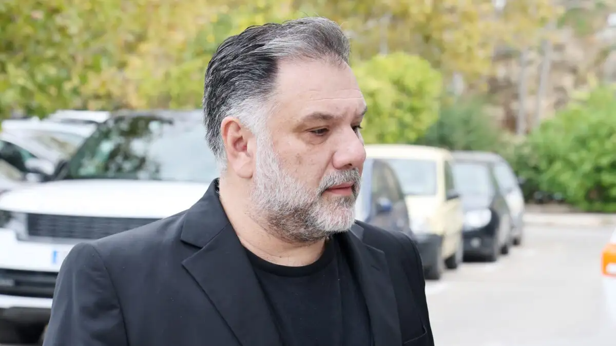 Πάγωσαν όλοι λίγο πριν την κηδεία του Καλογερόπουλου: Αυτό που έκανε ο Αρναούτογλου δεν το περίμενε κανείς