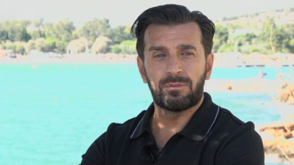 Δεν είναι πια το κοριτσάκι που θυμόμασταν: Η 20χρονη κόρη του Θάνου Πετρέλη έγινε μια πανέμορφη γυναίκα