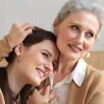 7 ψυχολογικοί λόγοι για τους οποίους ορισμένα παιδιά απομακρύνονται συναισθηματικά από τη μητέρα τους