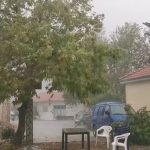 Χειμώνας μέσα στο καλοκαίρι: Ισχυρές καταιγίδες, χαμηλές θερμοκρασίες και πλημμύρες – Έκτακτη ενημέρωση για τον καιρό