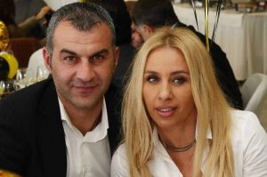 Πότε θα γίνει το τρίμηνο μνημόσυνο της Γωγώς; Τι ζήτησε ο Δέλλας και τι ετοιμάζει για την μνήμη της;