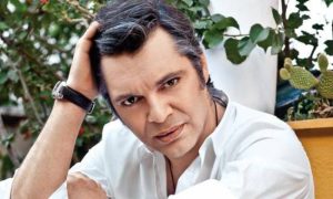 Κανείς δεν τον αναγνώρισε: Δείτε πώς είναι σήμερα ο Άλκης Κούρκουλος – Η εικόνα που κάνει τον γύρο του διαδικτύου